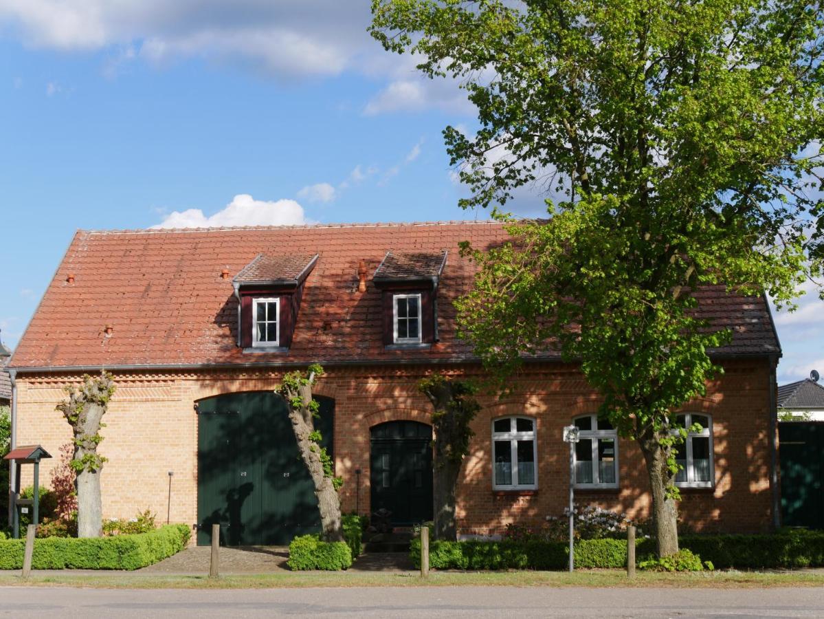 Lindenhof Wohnung 2, Erdgeschoss Vipperow Exterior photo